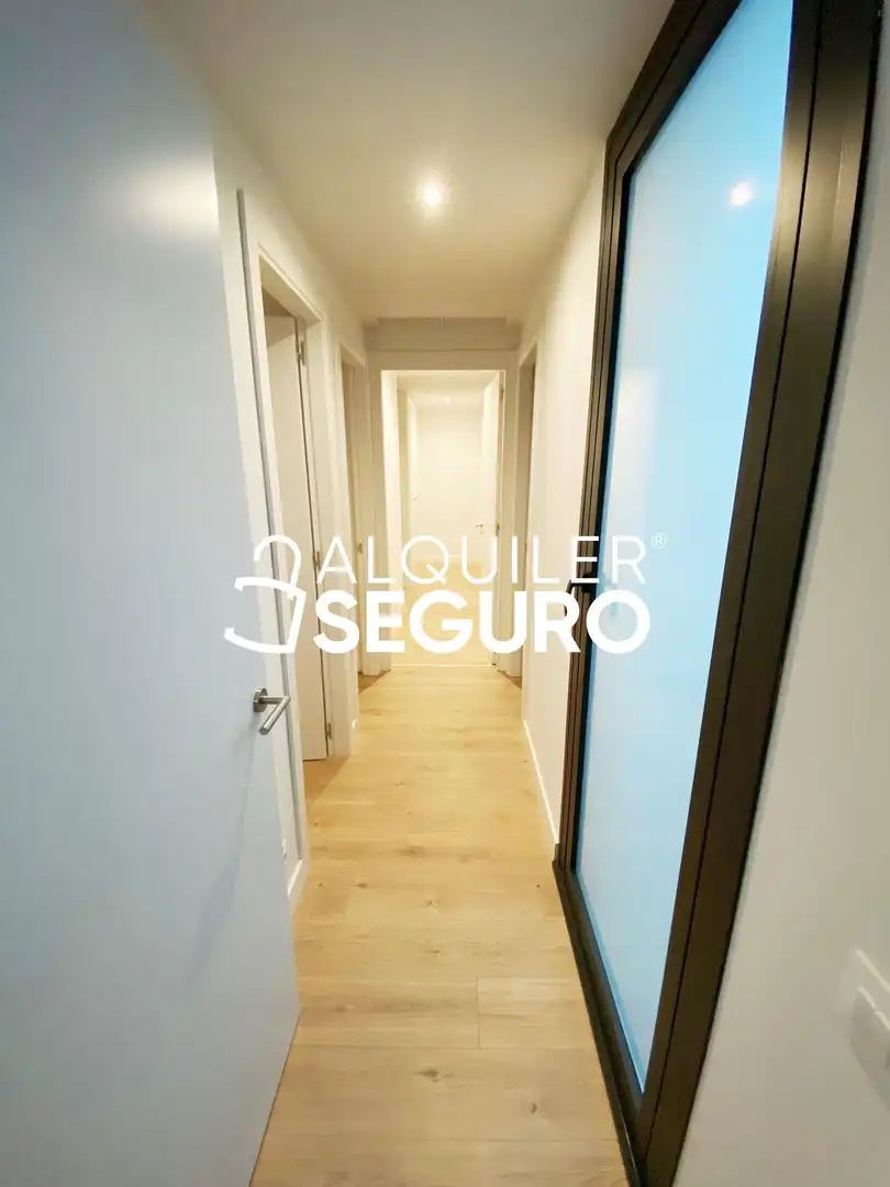 Flat for rent in Madrid  with Air Conditioner, Heating and Terrace