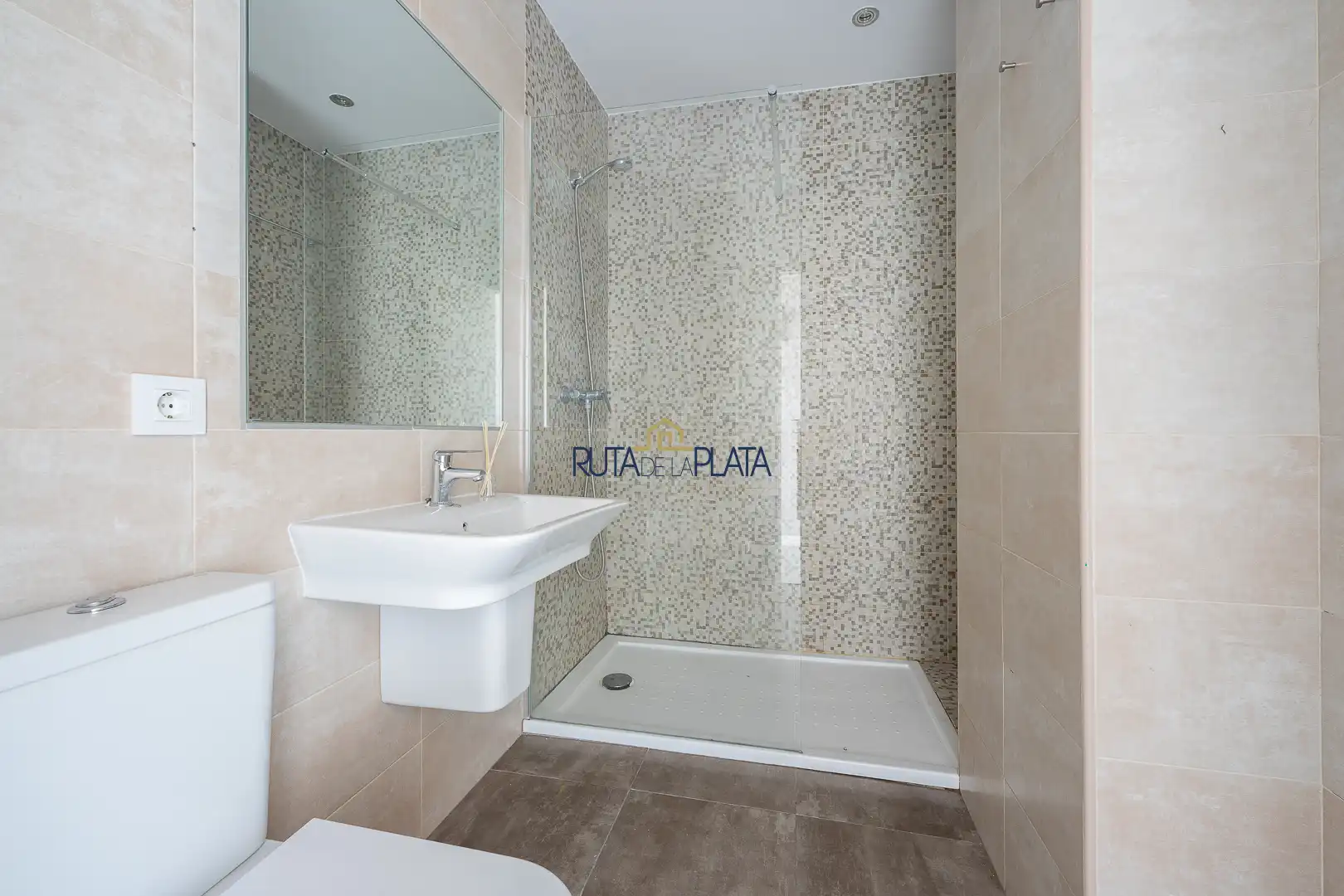 Baño de Piso de alquiler en La Pantoja
