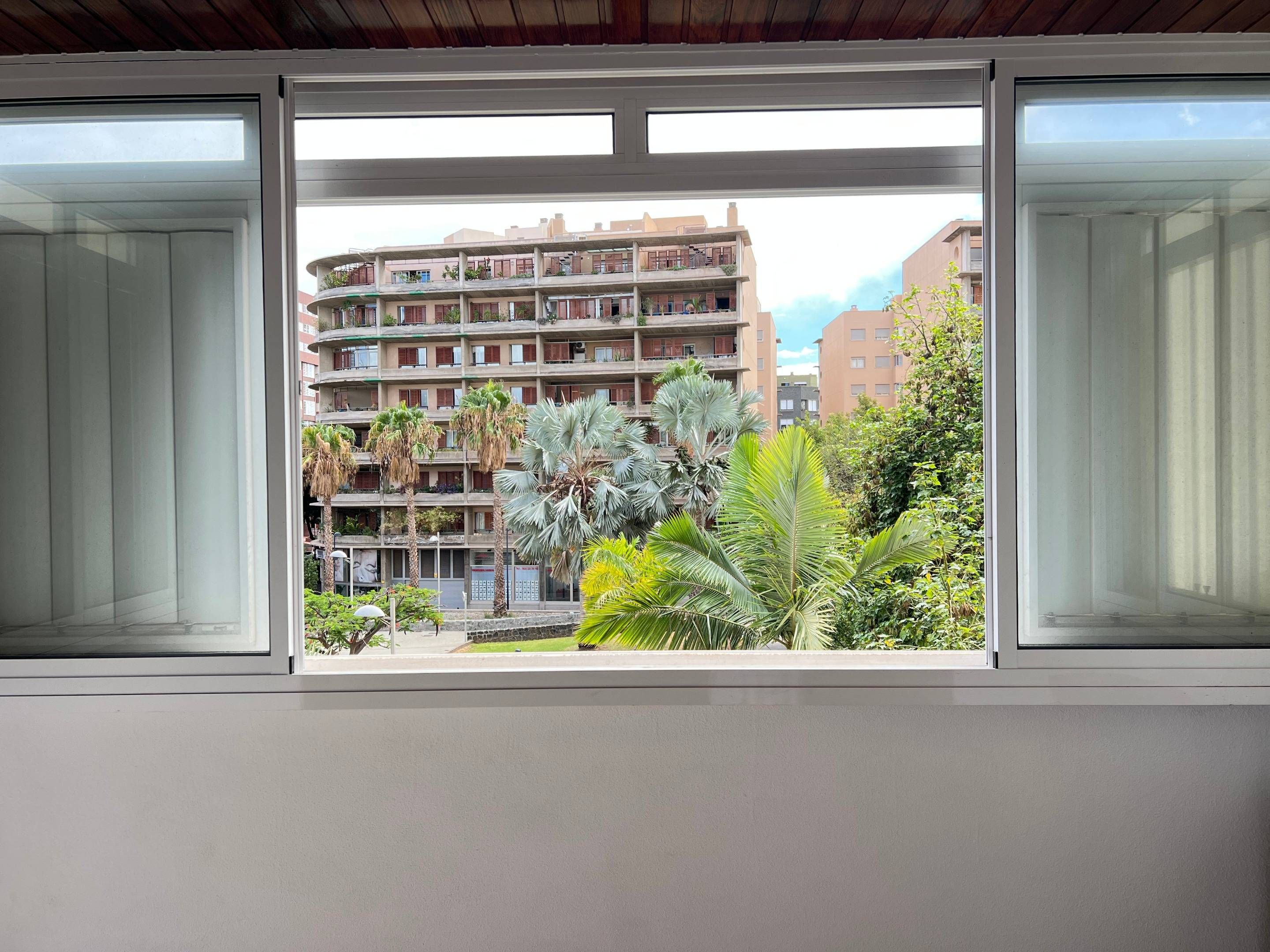 Exterior view of Flat for sale in  Santa Cruz de Tenerife Capital