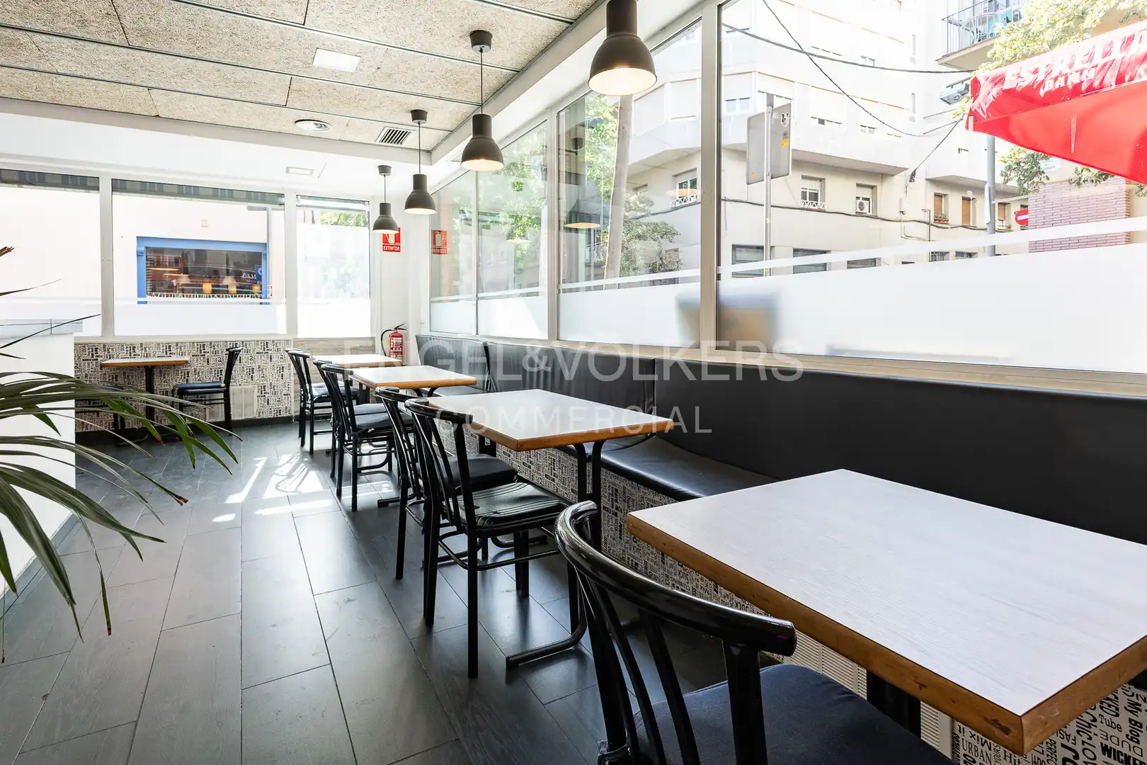 Local de lloguer en Barcelona amb Terrassa