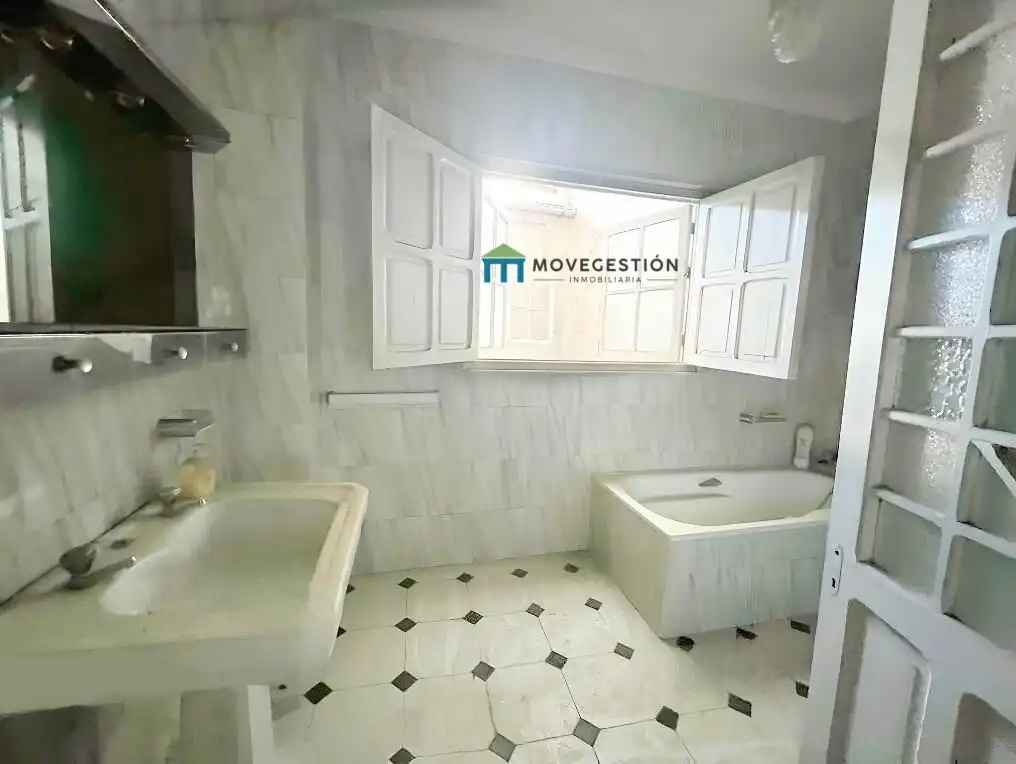 House for sale in Ubrique, imagen 15
