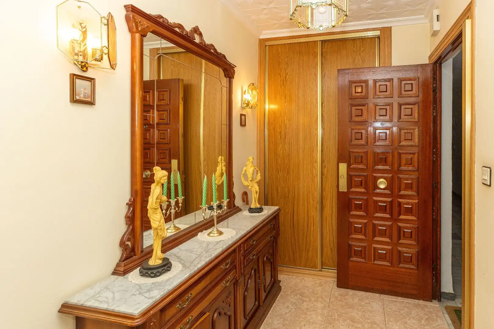 Flat with lift for sale in Mariana Pineda, imagen 4