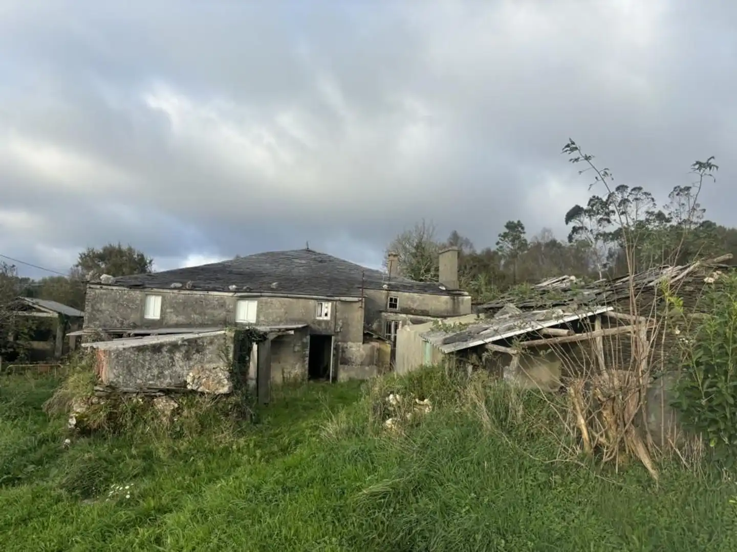 Vista exterior de Finca rústica en venda en Ortigueira amb Jardí privat, Terrassa i Traster