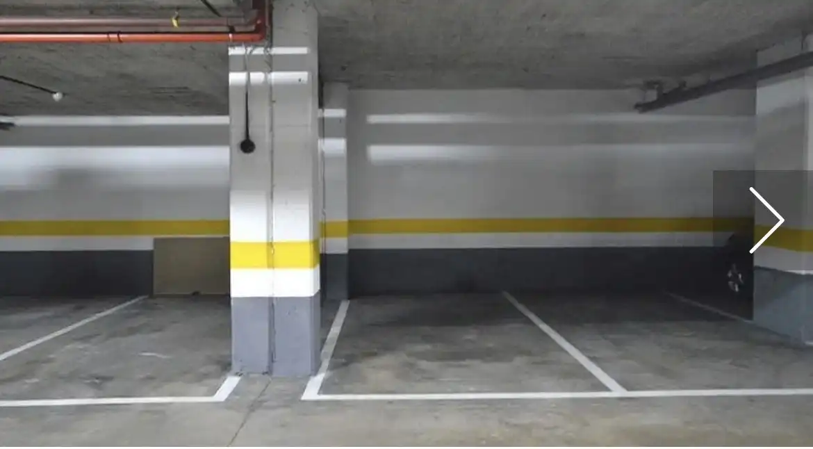 Parking of Garage for rent in Centro