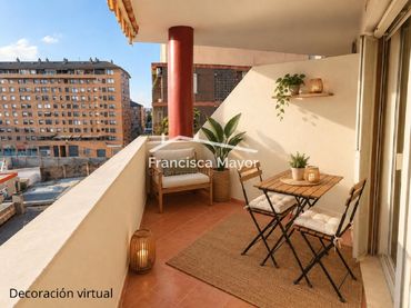 Pis amb balcó en venda a calle de l'Arquitecte Alfaro