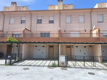 Terraced house for sale in Calle RIO EBRO