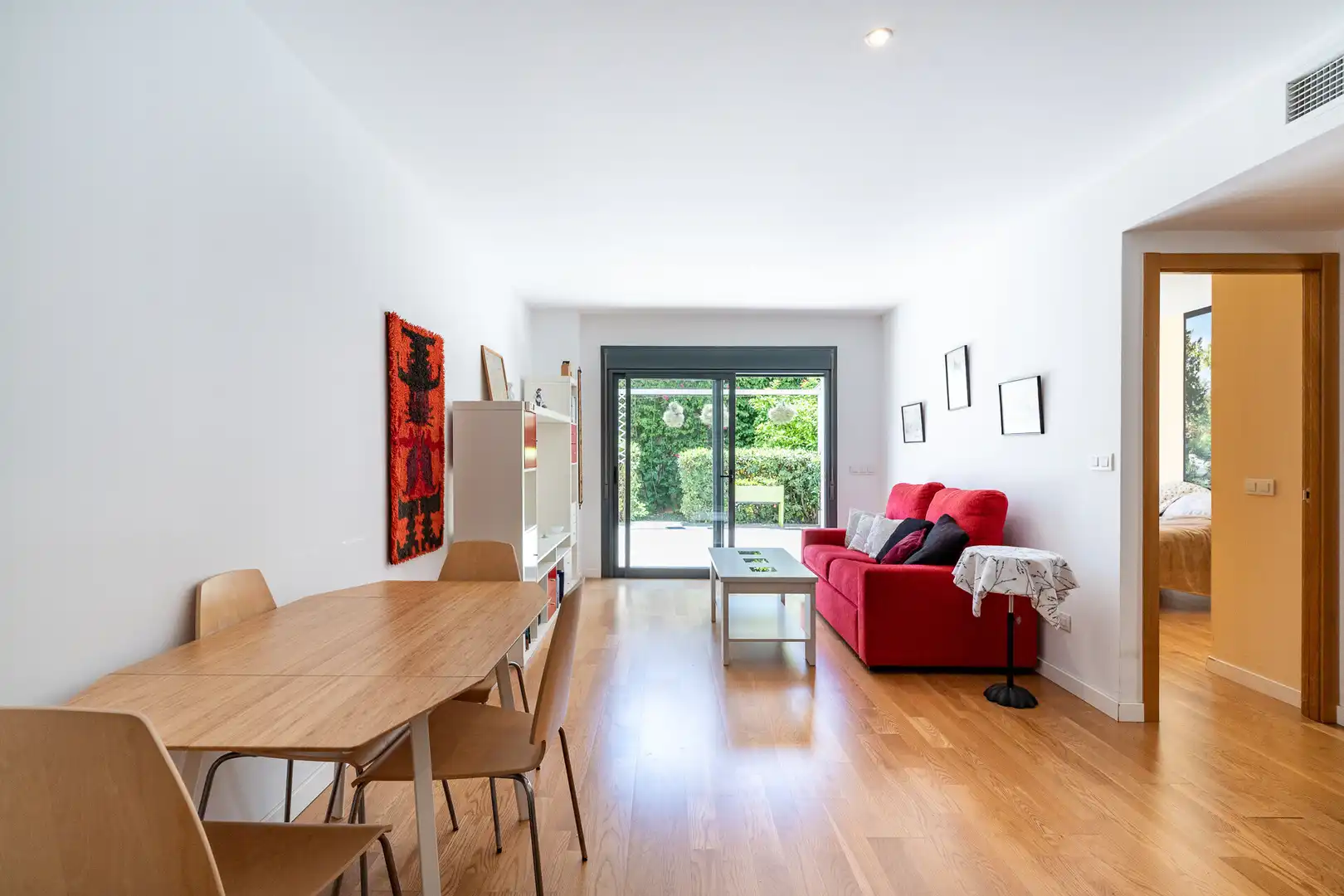 Sala d'estar de Planta baixa en venda en  Palma de Mallorca amb Jardí privat, Terrassa i Piscina comunitària