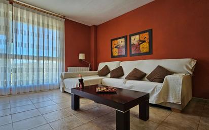 Sala d'estar de Casa adosada en venda en Sant Joan de Moró amb Aire condicionat, Terrassa i Balcó