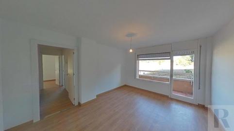 Foto 2 de Pis en venda a Cl Saturn, Gràcia, Sabadell