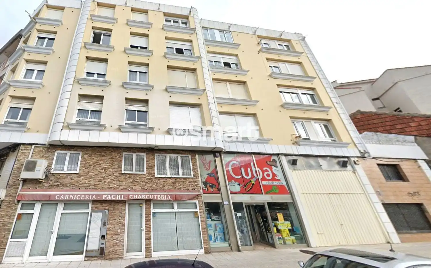Piso con ascensor en venta en La Gloria 56, imagen 2
