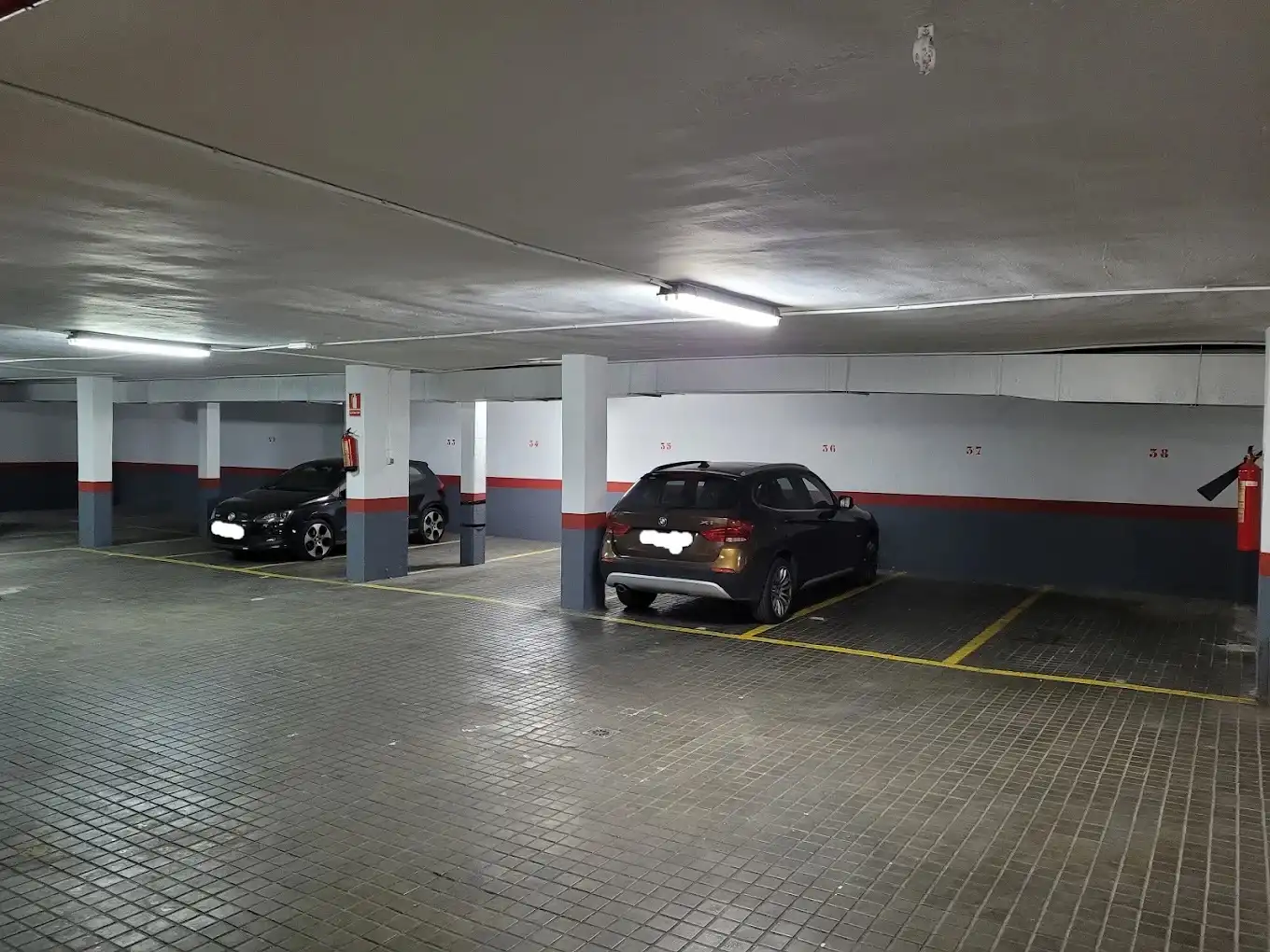 Parking de Garaje de alquiler en Madrid con Alarma