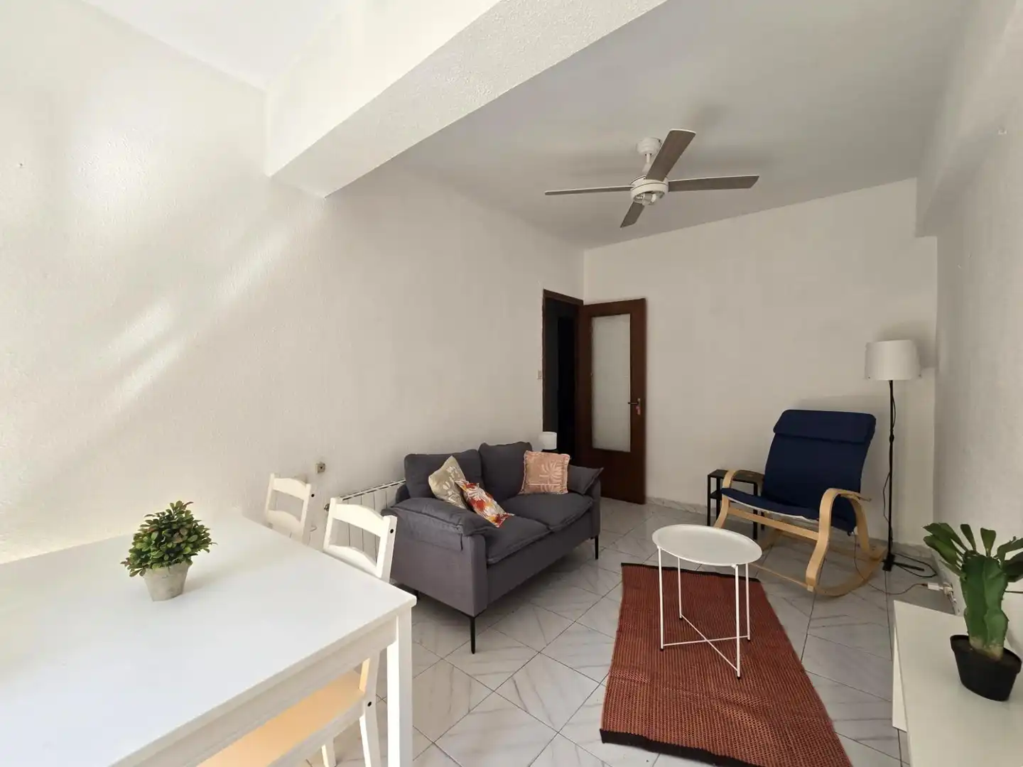 Sala de estar de Piso de alquiler en Plasencia con Calefacción, Amueblado y Balcón