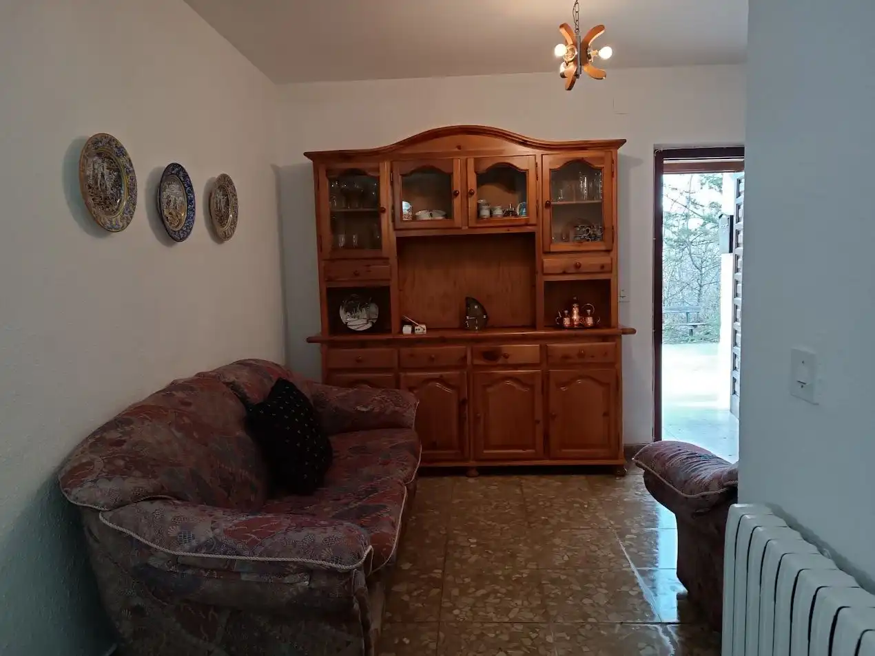 Sala d'estar de Casa o xalet en venda en Santa María de Huerta amb Calefacció, Moblat i Forn