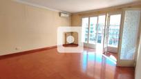 Living room of Flat for sale in  Barcelona Capital  with Air Conditioner, Heating and Terrace