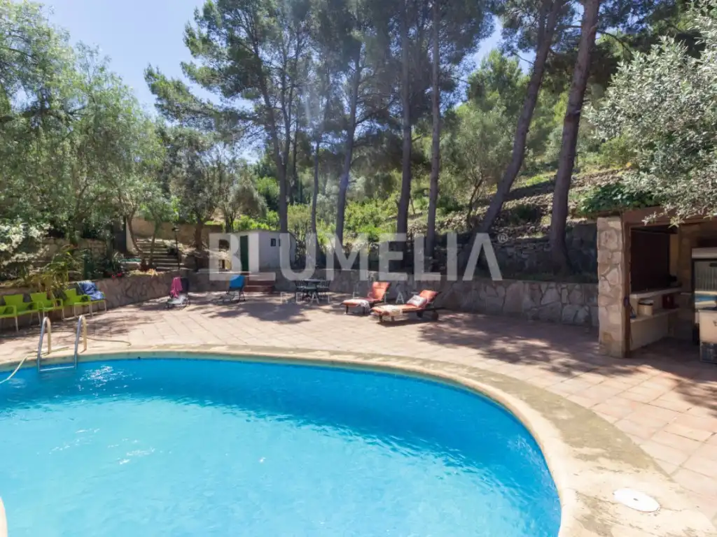 Houses for sale in Las Rotas / Les Rotes