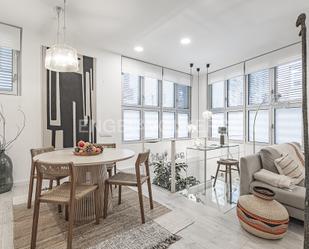 Dining room of Duplex to rent in  Barcelona Capital  with Air Conditioner, Heating and Parquet flooring