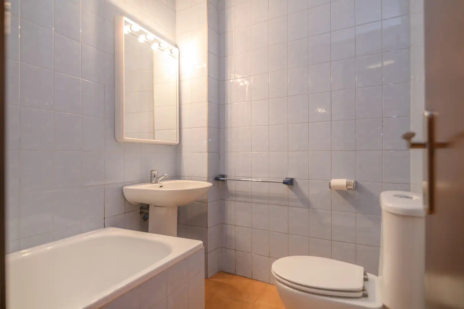 Business premises for sale in Carrer de Lepant, imagen 12