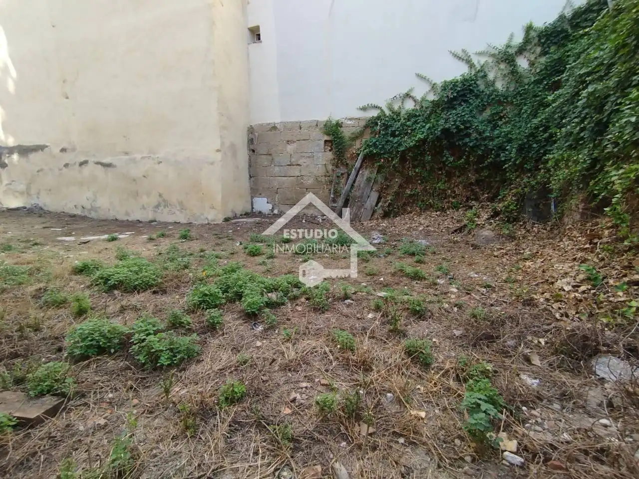 Grundstücke zum Verkauf in  Logroño