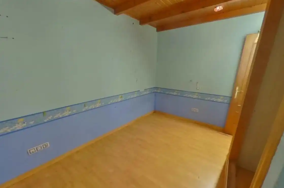 Finca rústica en venda en La Pola de Gordón  amb Calefacció i Jardí privat