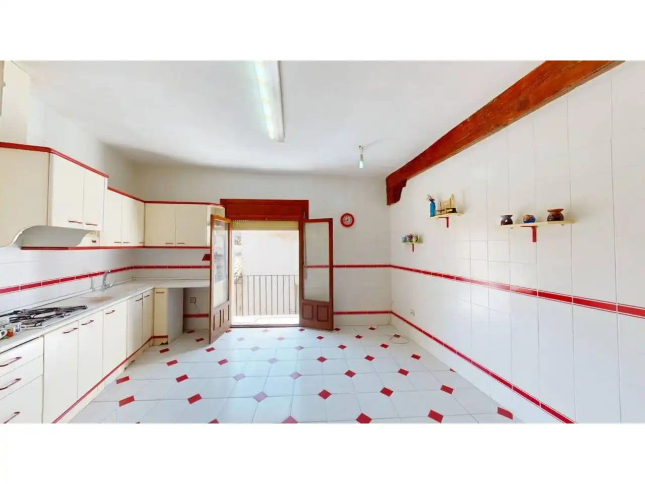 Cuina de Casa o xalet en venda en Caravaca de la Cruz amb Aire condicionat, Jardí privat i Terrassa