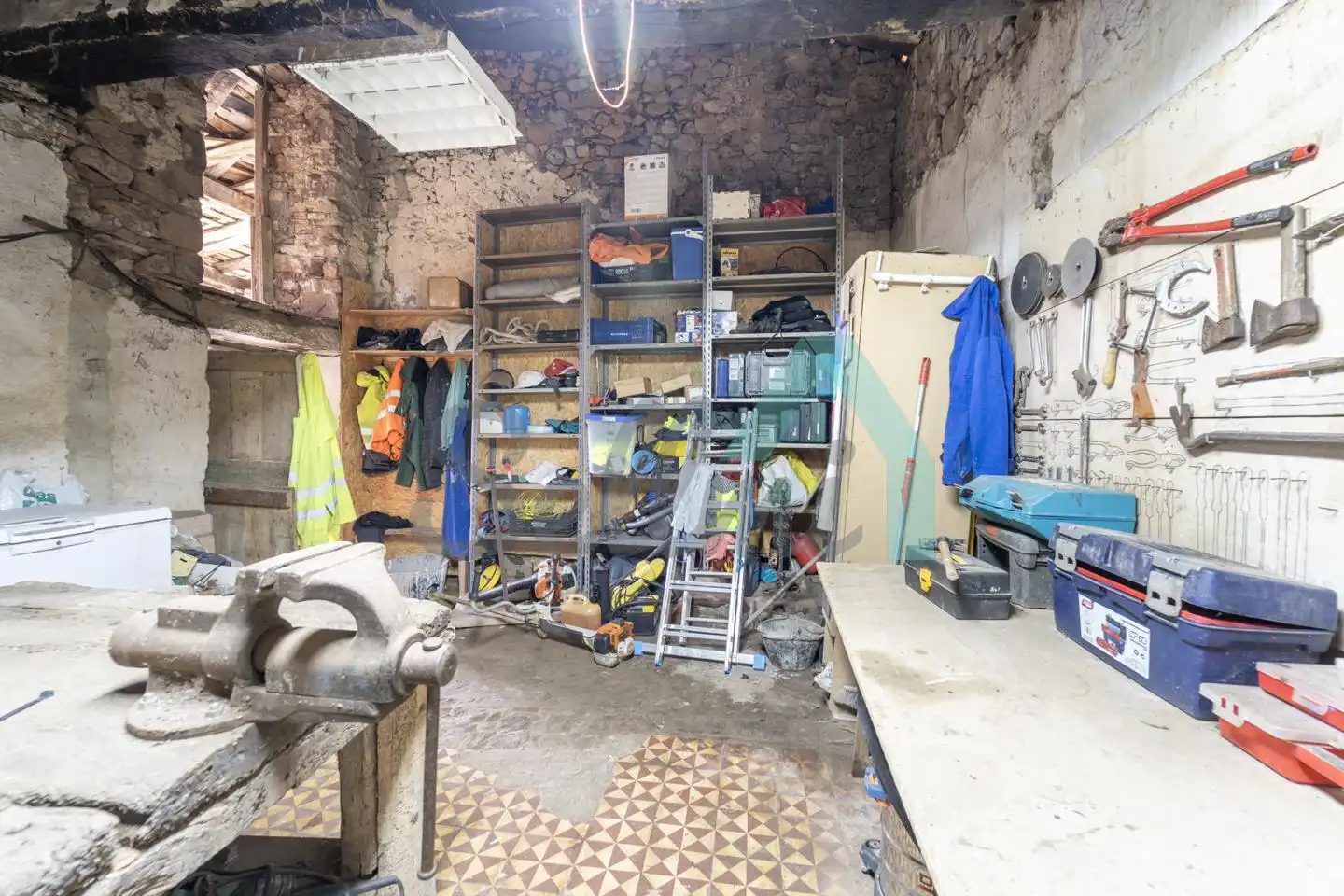 Einfamilien-Reihenhaus zum Verkauf in Carreño mit Heizung, Privatgarten und Parkett