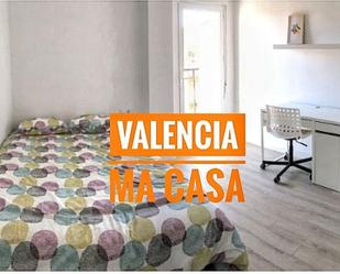 Bedroom of Flat to rent in  Valencia Capital  with Air Conditioner, Heating and Furnished