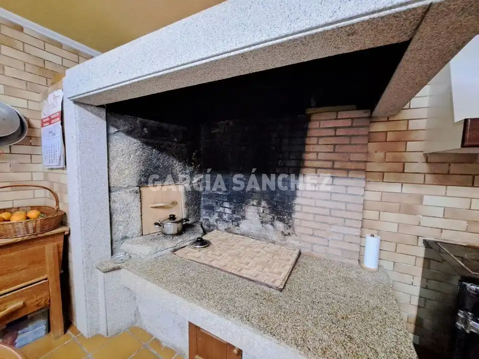 Jardí de Casa adosada en venda en A Pobra do Caramiñal amb Aire condicionat, Calefacció i Terrassa