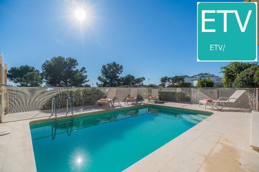 Piscina de Casa o xalet de lloguer en Alcúdia amb Aire condicionat, Calefacció i Jardí privat