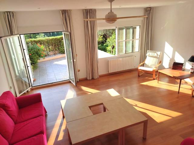 Casa-chalet en Alquiler en Alfinach - Los Monasterios