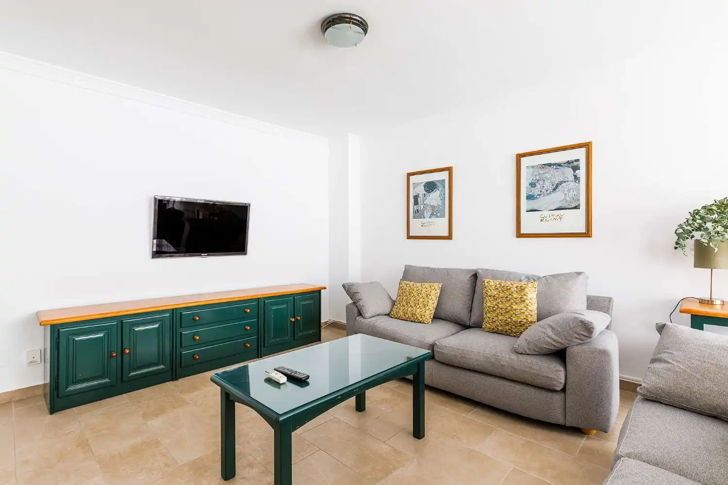Living room of Duplexes for rent in Vélez-Málaga  with Air Conditioner, Heating and Furnished