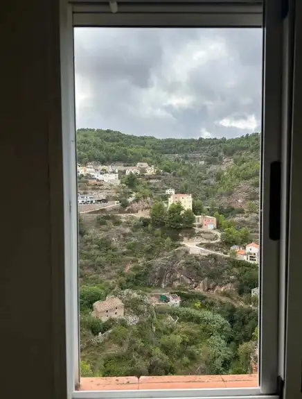 Vista exterior de Pis en venda en Llucena / Lucena del Cid amb Terrassa, Balcó i Internet