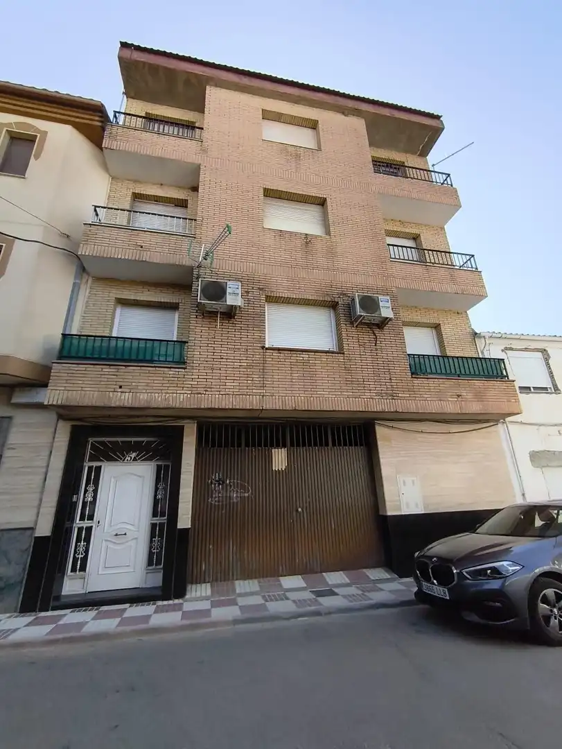 Vista exterior de Piso en venta en Huétor Tájar con Balcón