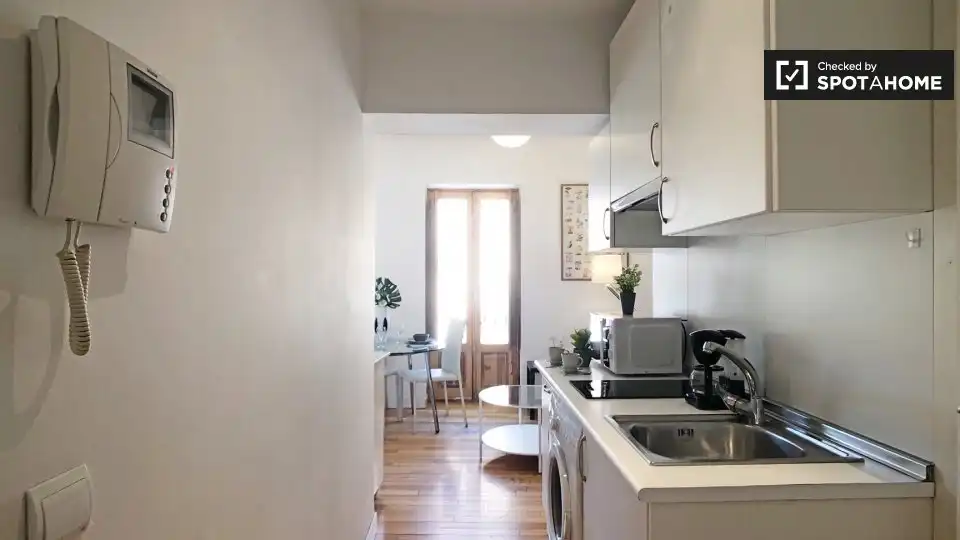 Flat with terrace to rent in Latina, imagen 9