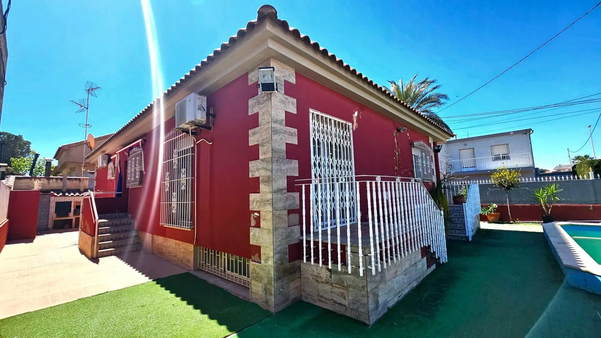 Vista exterior de Casa o chalet en venta en Cartagena con Aire acondicionado, Jardín privado y Piscina