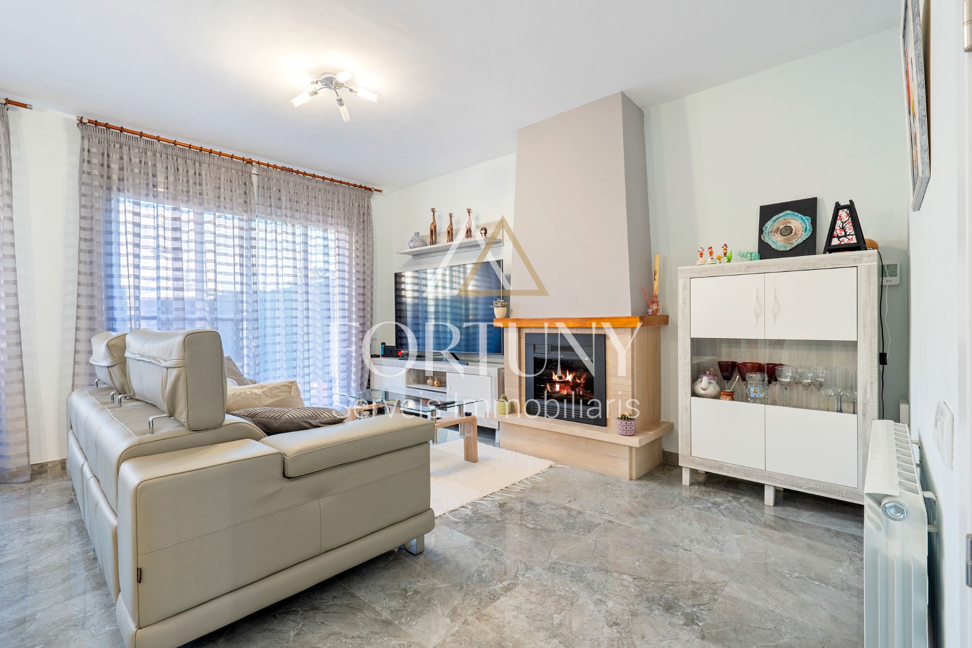 Sala de estar de Casa adosada en venta en Cambrils con Aire acondicionado, Calefacción y Jardín privado