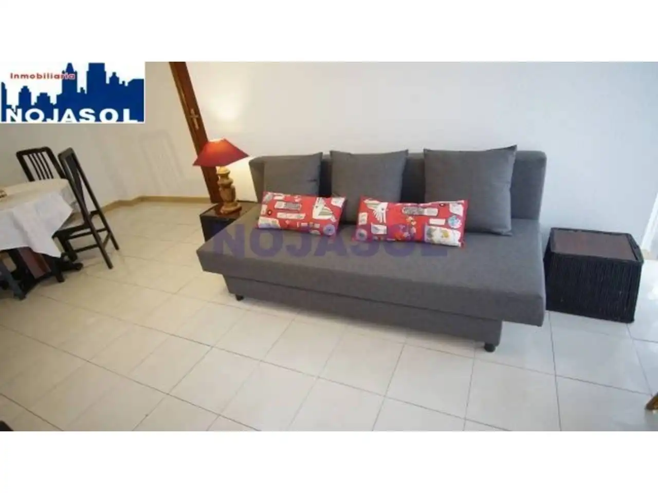 Sala de estar de Apartamento de alquiler en Noja con Terraza y Amueblado
