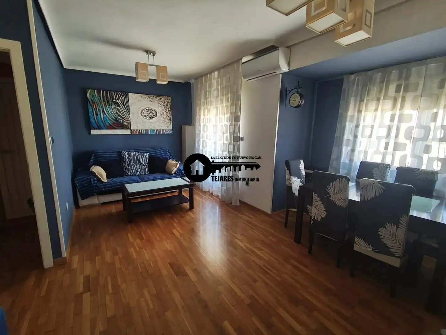 Living room of Apartments for sale in Albacete  with Heating, Parquet flooring and Furnished