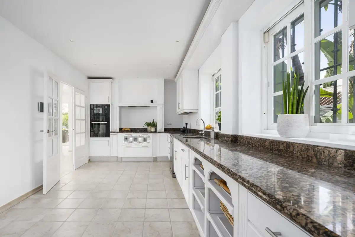 Chalet con piscina en venta en Nueva Andalucía, imagen 15