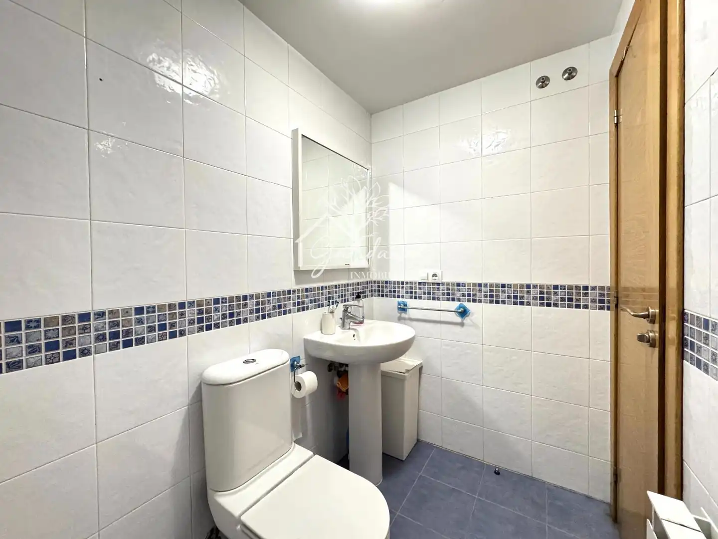 Bathroom of Flat for sale in A Gándara