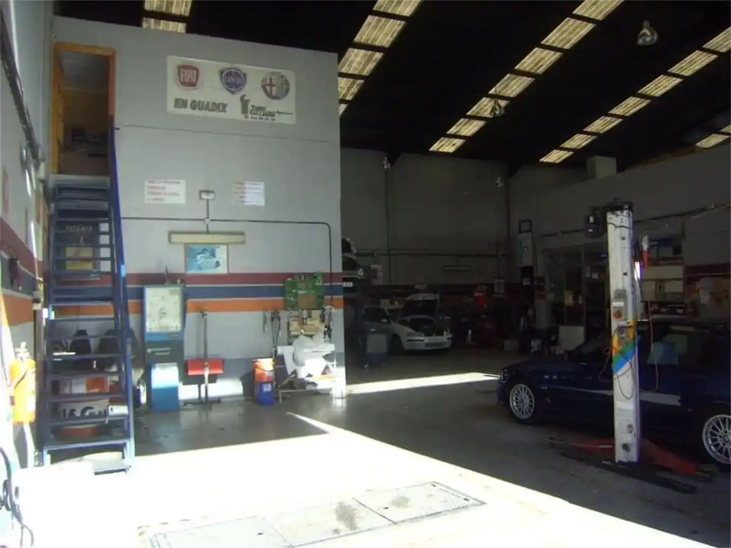 Nau industrial en venda en Guadix
