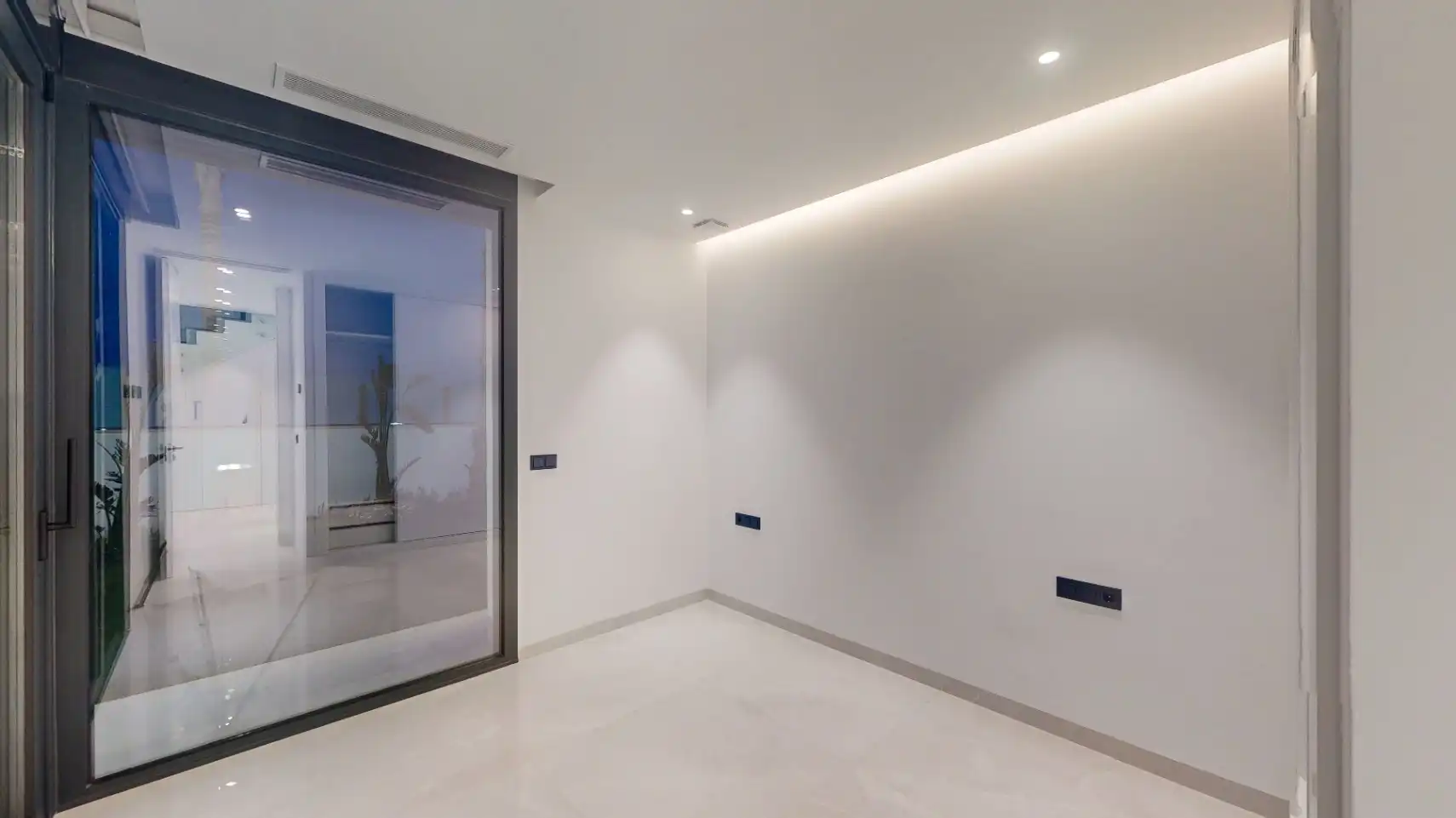 Chalet con terraza en venta en Golf Bahía, imagen 12