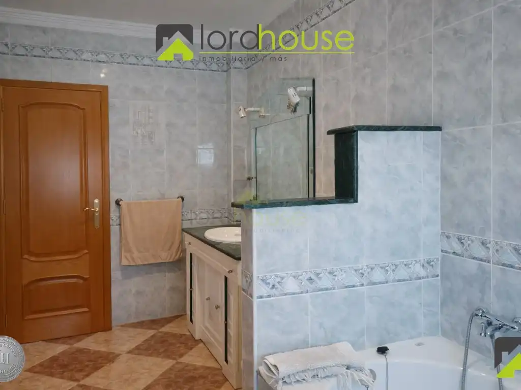 Bathroom of Houses for sale in Lorca