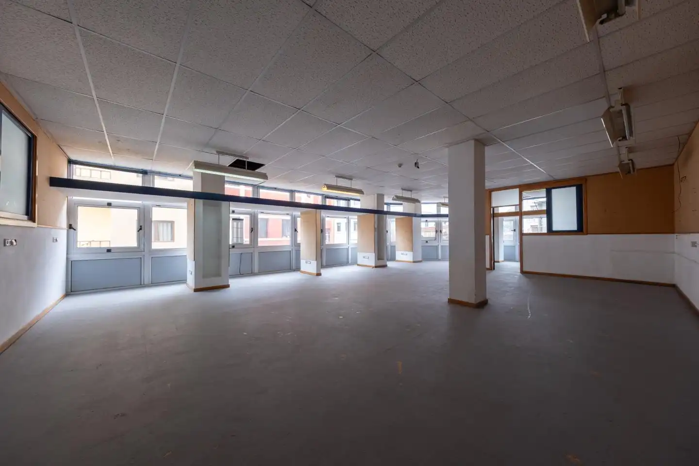 Office space for sale in Senador Castillo Olivares 14, imagen 25