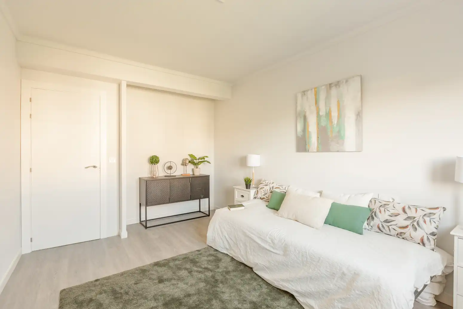 Schlafzimmer von Wohnung zum Verkauf in  Pamplona / Iruña mit Klimaanlage, Heizung und Parkett