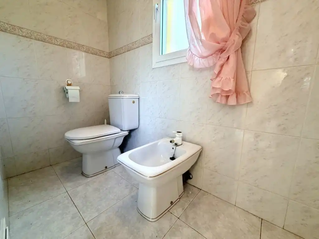 Baño de Casa o chalet en venta en Rojales con Aire acondicionado, Calefacción y Jardín privado