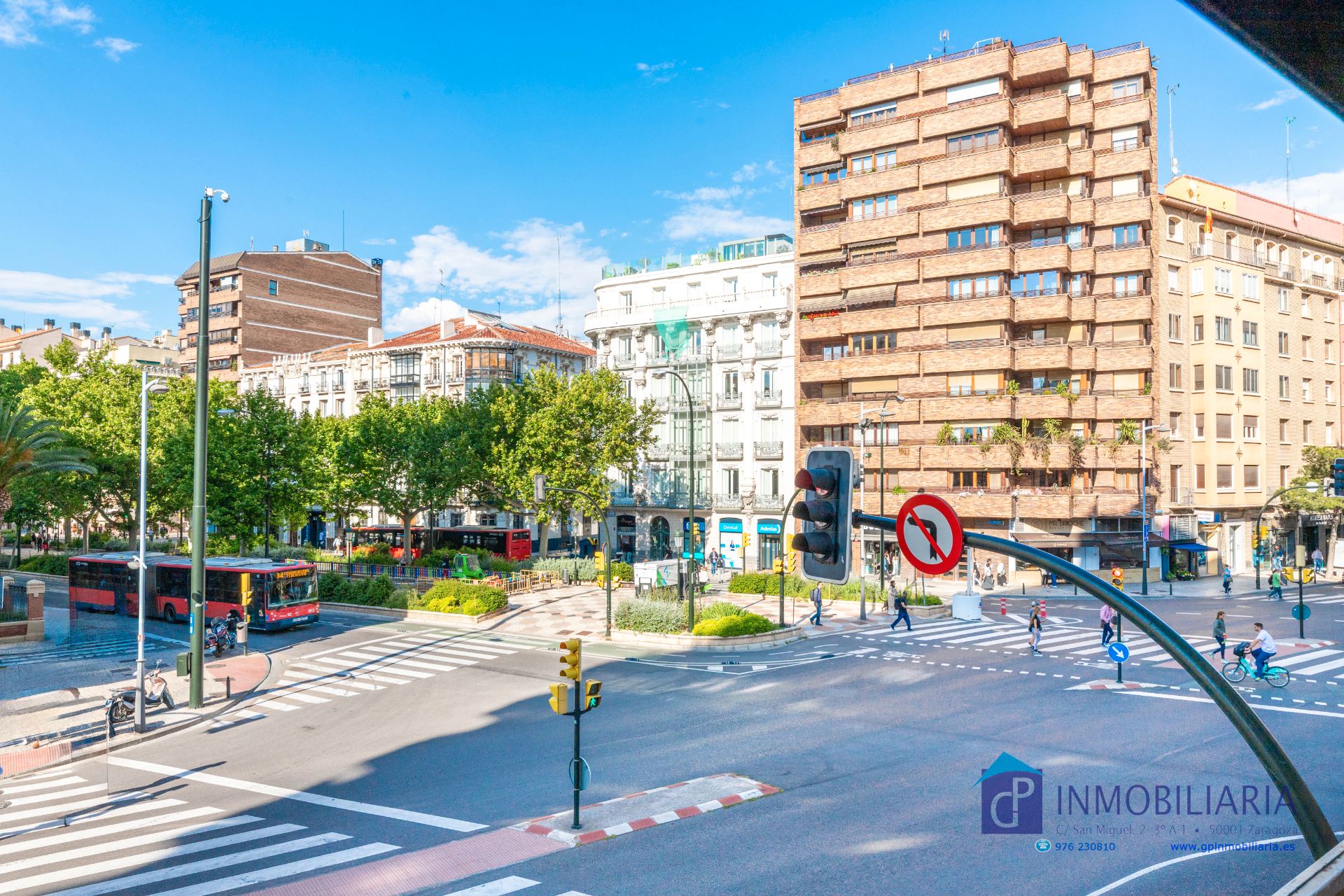 Exterior view of Flat for sale in  Zaragoza Capital  with Heating, Parquet flooring and Terrace