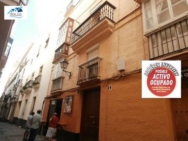 Pis amb ascensor en venda a Calle MANUEL RANCES