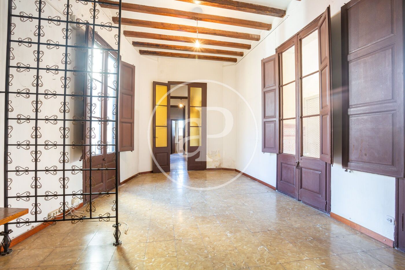 Flat for sale in  Barcelona Capital  with Heating, Terrace and Storage room