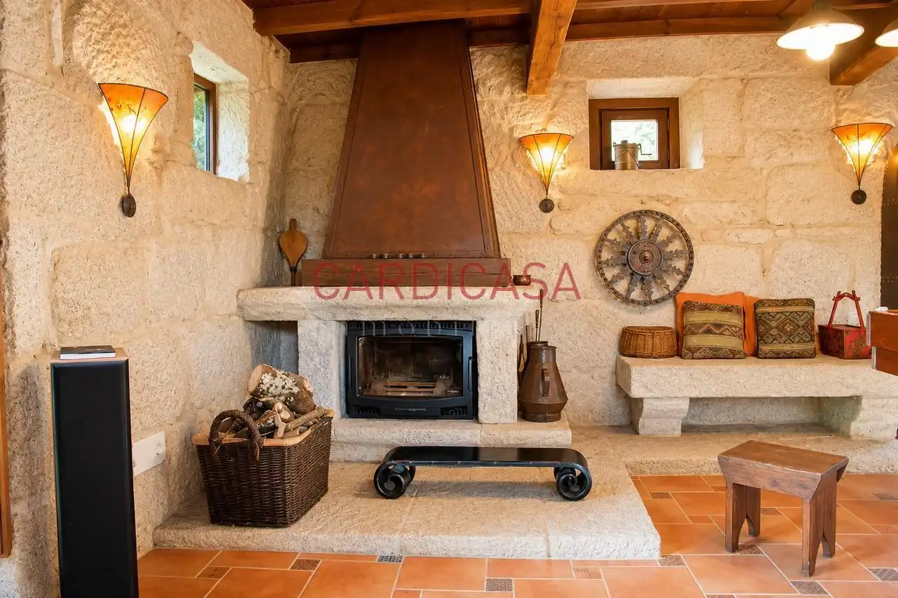 Sala d'estar de Casa o xalet en venda en Mondariz amb Calefacció, Jardí privat i Terrassa