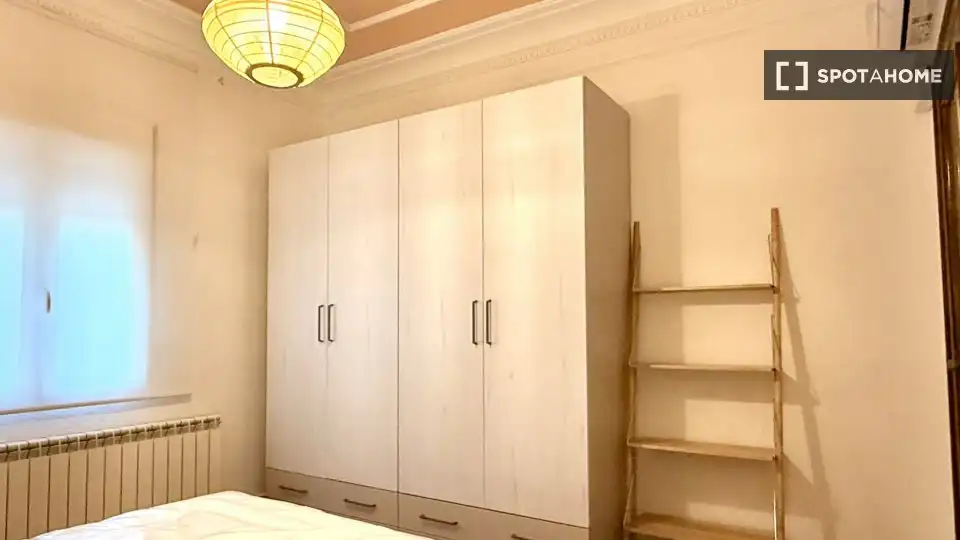 Habitació a Zaragoza, Zaragoza